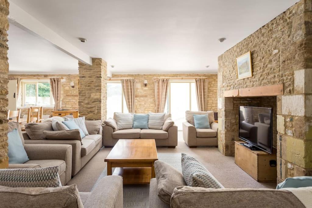 Stanton House, 6 Bedroom, 5 Bath Челтенхам Экстерьер фото